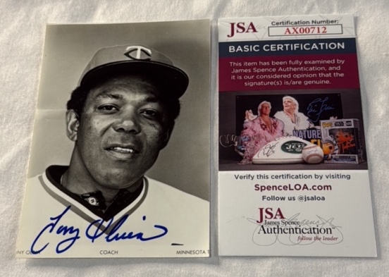 Tony Oliva Autographed With JSA COA Minnesota Twins Baseball Team Issued Photo