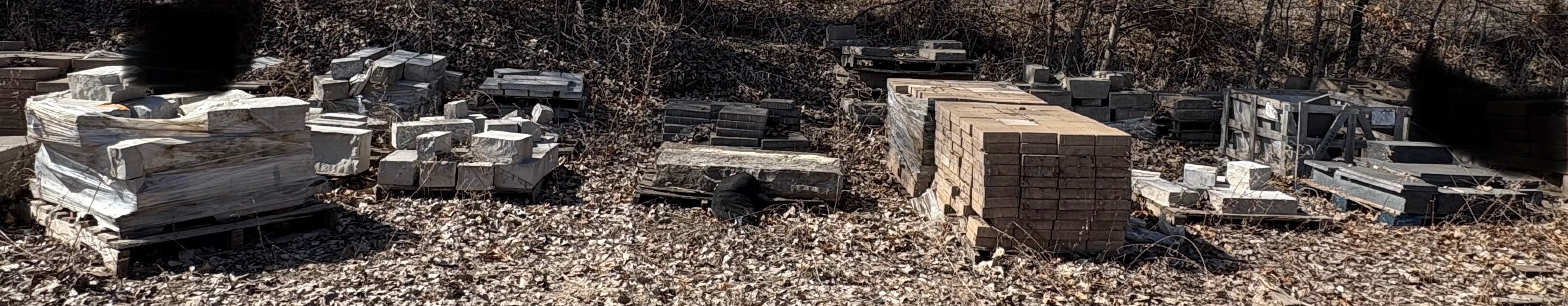 (17) pallets of Pavers