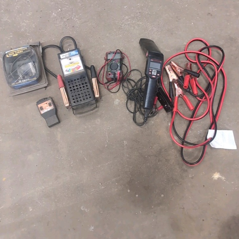 Assorted Vehicle accessories