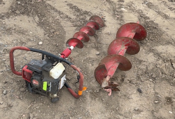 Earthquake E43 Earth Auger