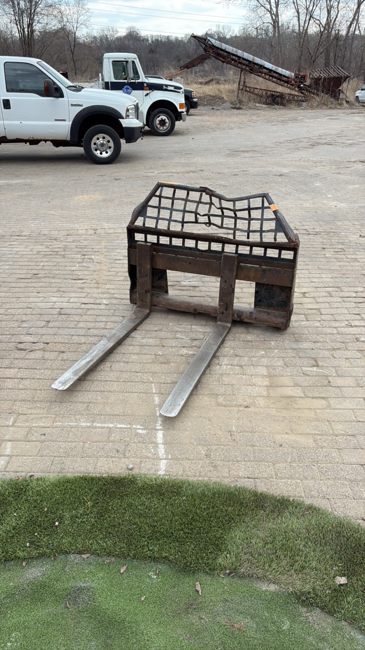 CAT Pallet forks attachment