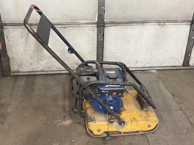 Wacker vibratory plate compactor