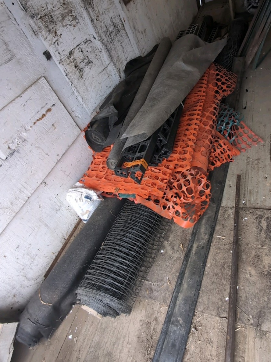 Barrier fence and posts