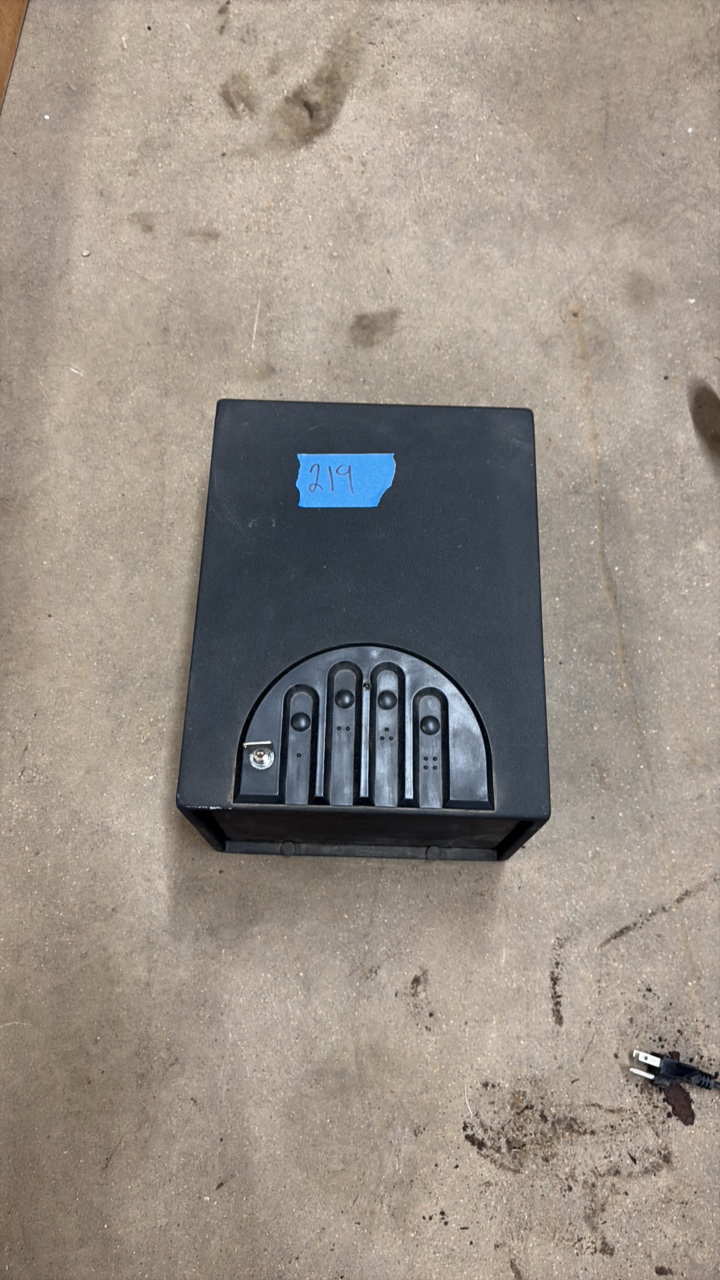 Small lockbox Safe
