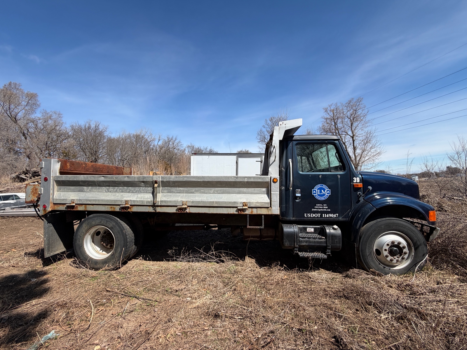 1995 International dump truck with Salt Spreader