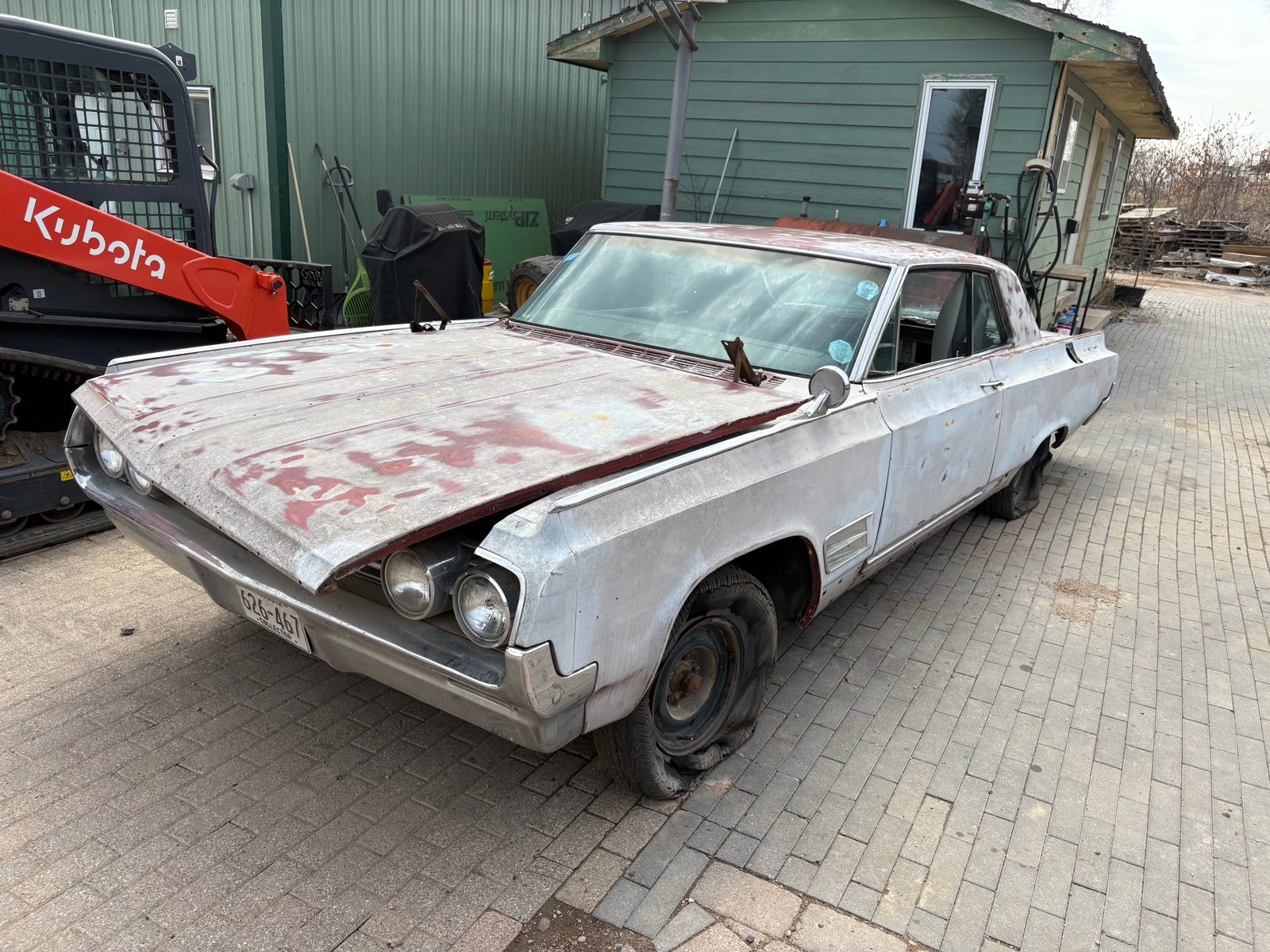 1964 Oldsmobile Starfire 2-door hardtop, TACH