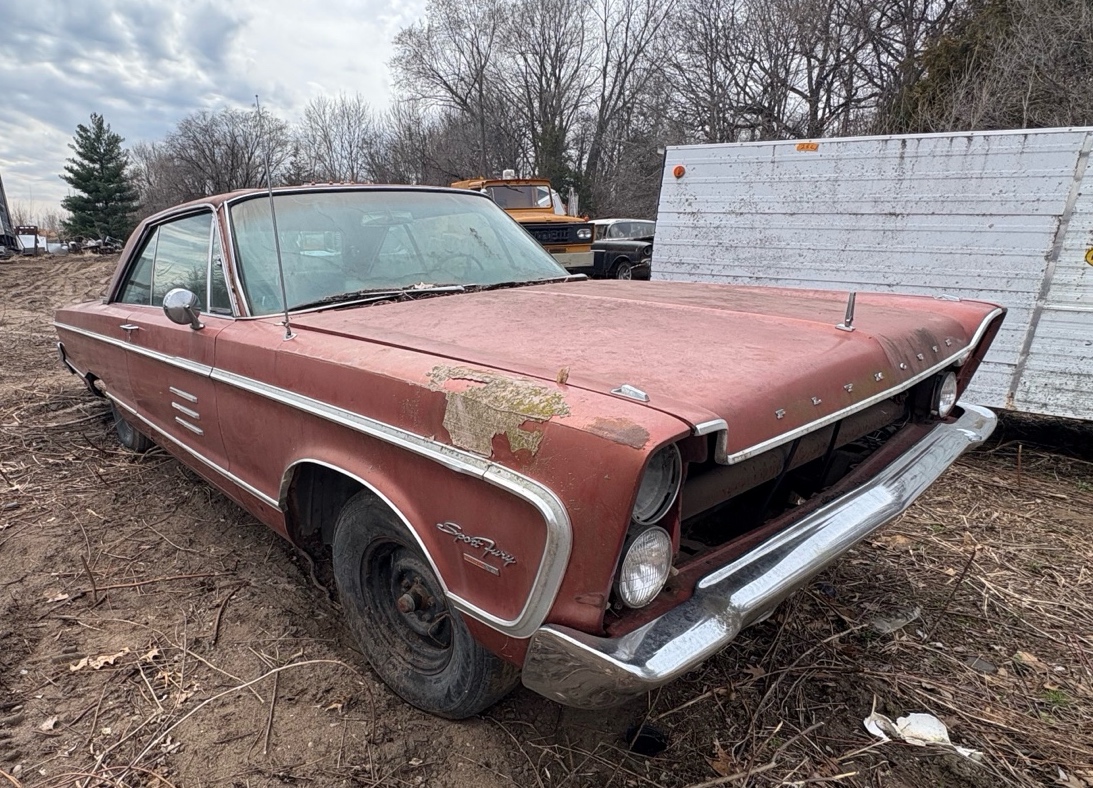 1966 Plymouth Sport Fury, Commando 440 V-8