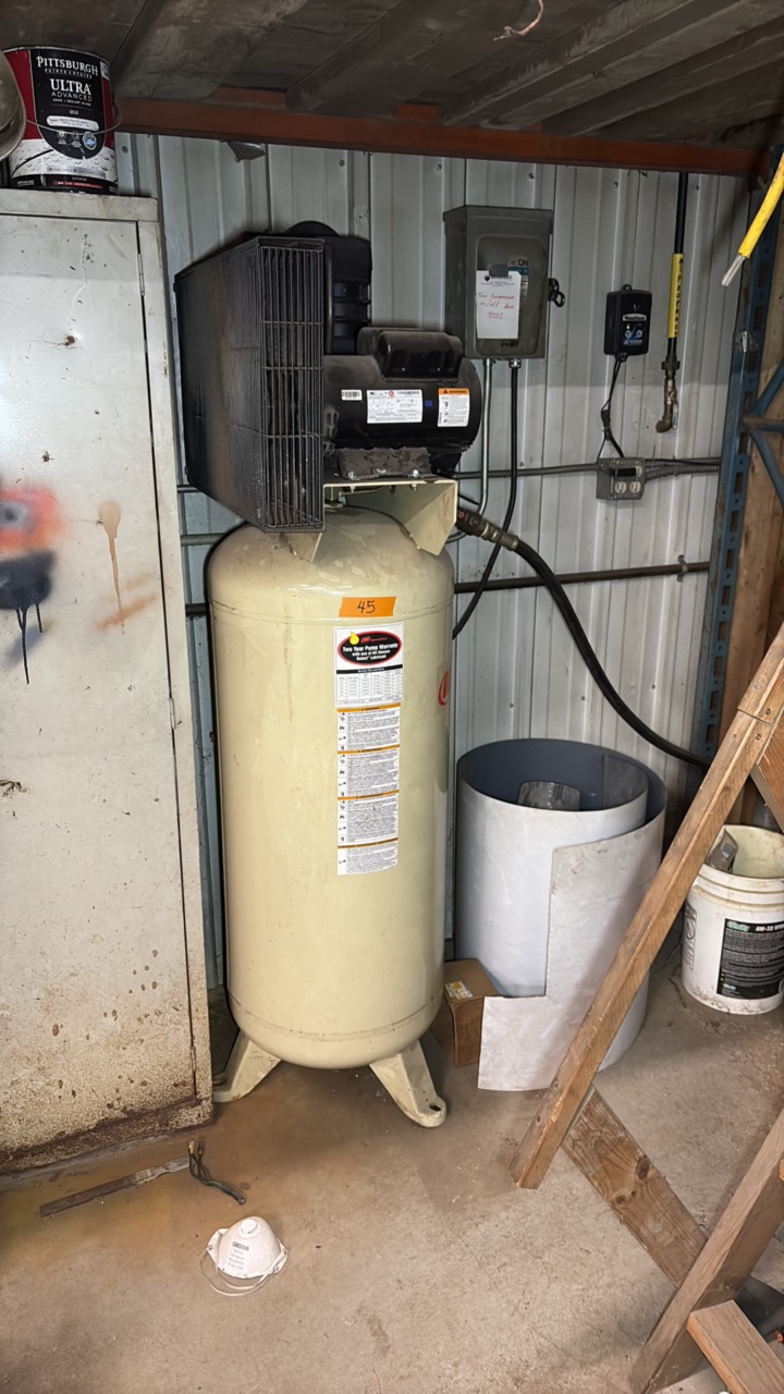 INGERSOLL Rand Air Compressor