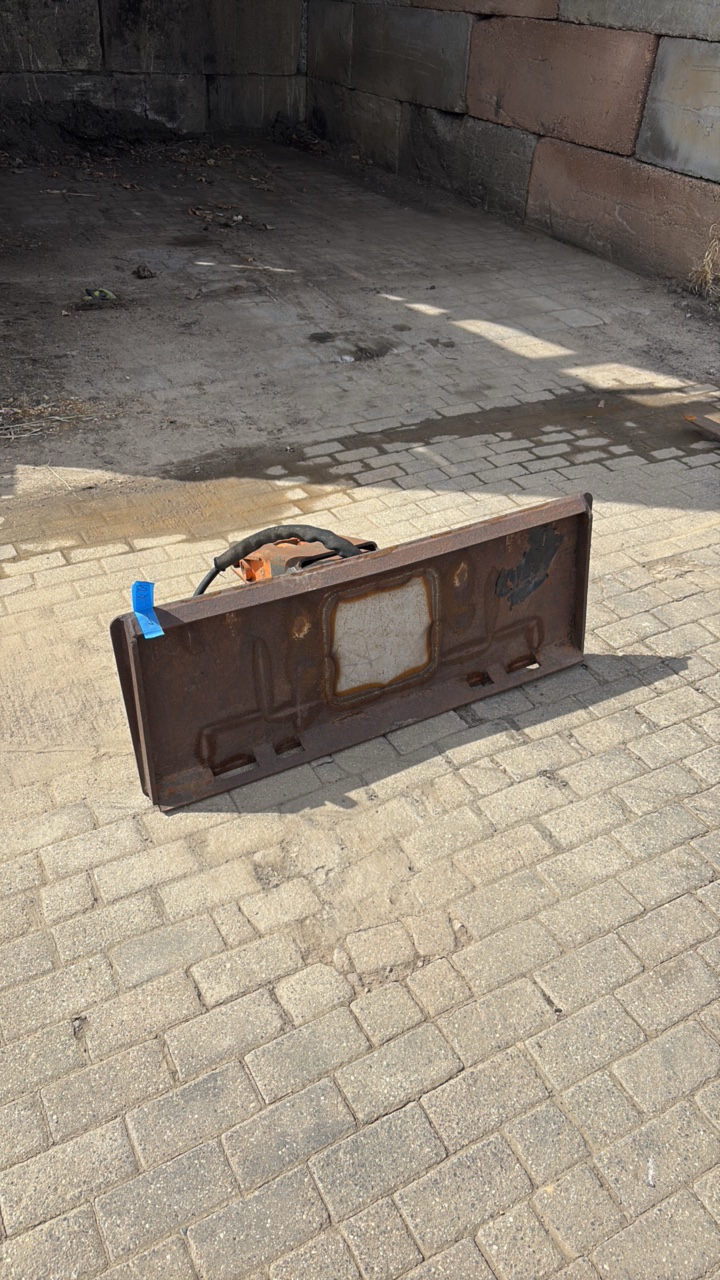 Jack hammer attachment