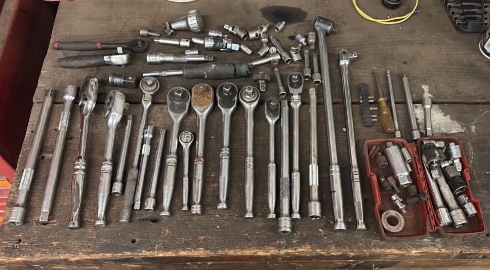 Ratchets, Socket wrenches, extensions, joints, sockets.