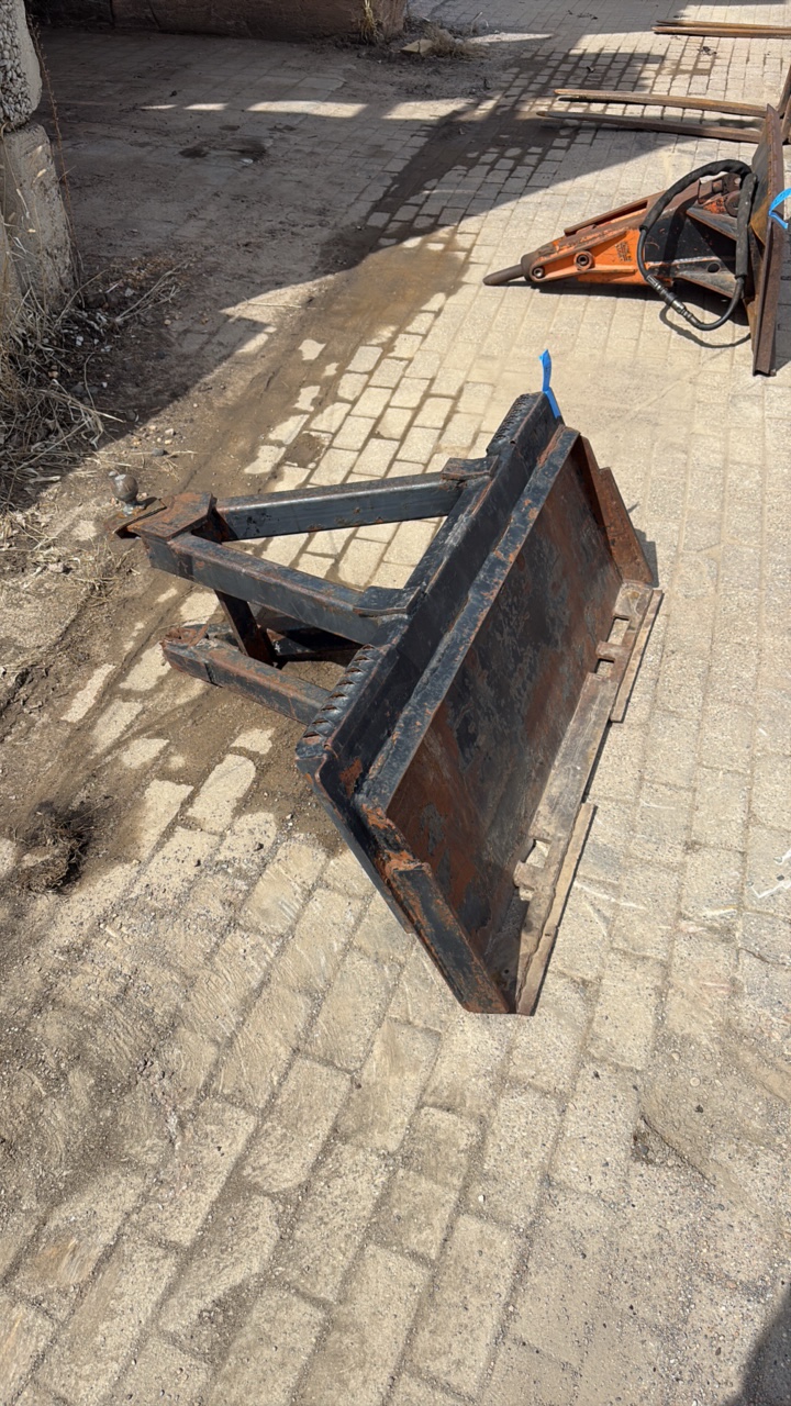 Skid Steer snow plow attachment
