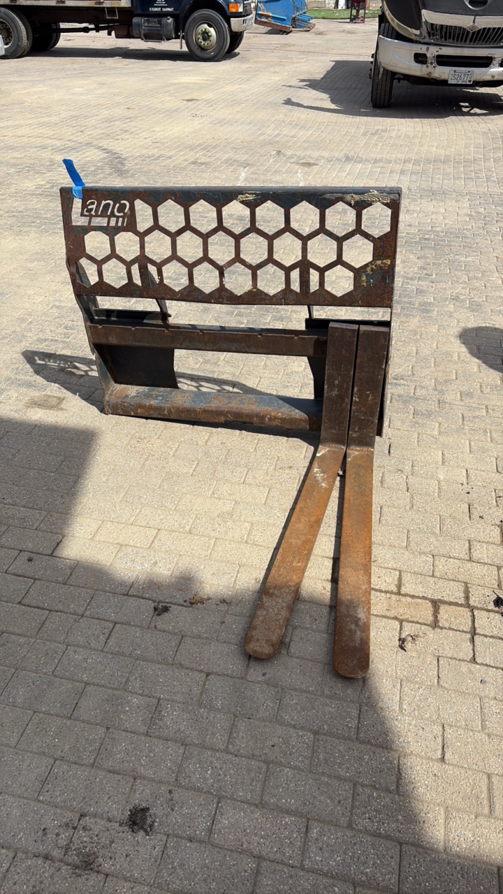 Lano pallet fork attachment W 46 x H 39 x L 4