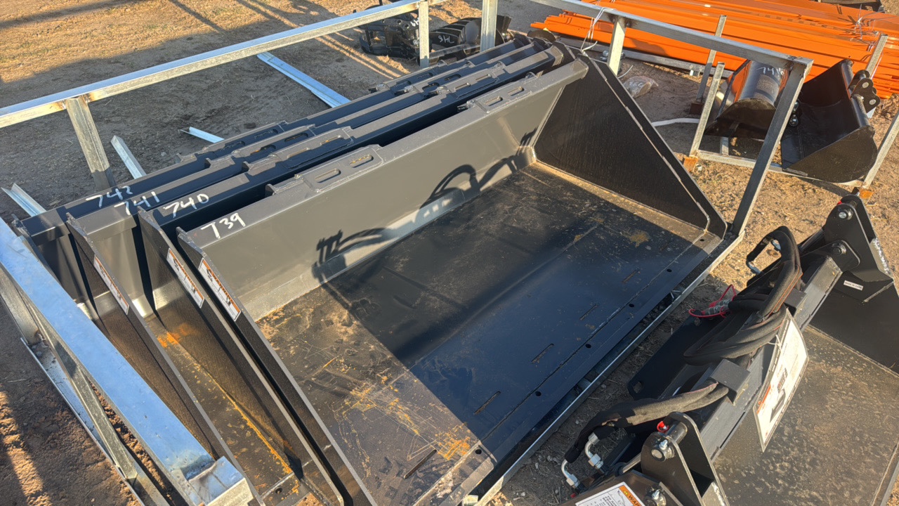 Track Duty Bucket, WOLVERINE, 2026, Unused, TDB-11-84W