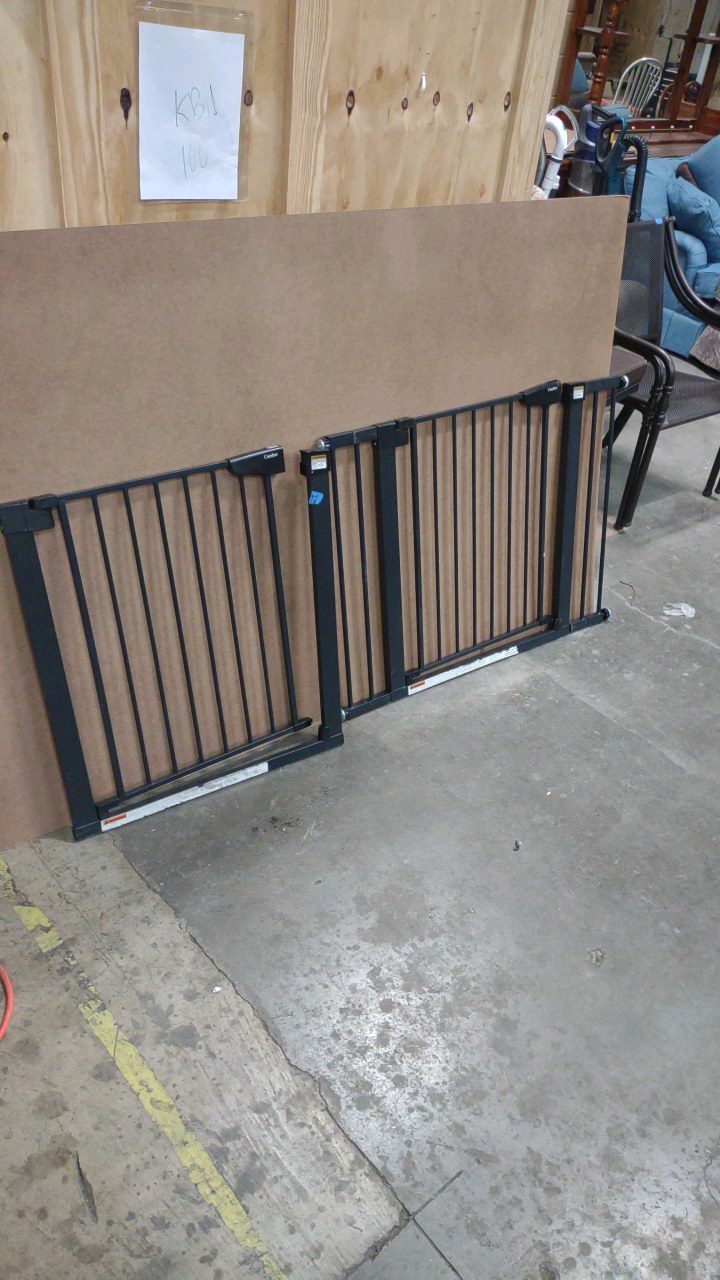 Pet gates