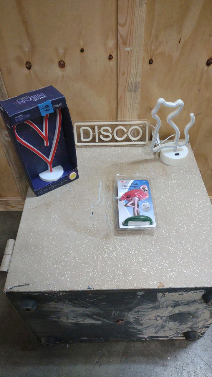 light up decorations