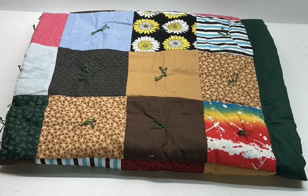 Handmade Patchwork Quilt Blanket Multicolor Tie Quilt Square Pattern Throw