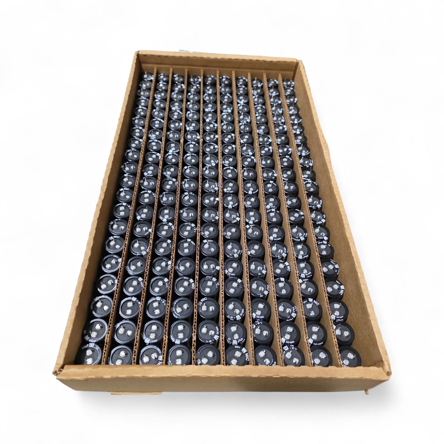 NOS Surplus NIC Components NRLM471M200V 25X30 Electrolytic Capacitors 200V 470uF 25x30 - Qty 200