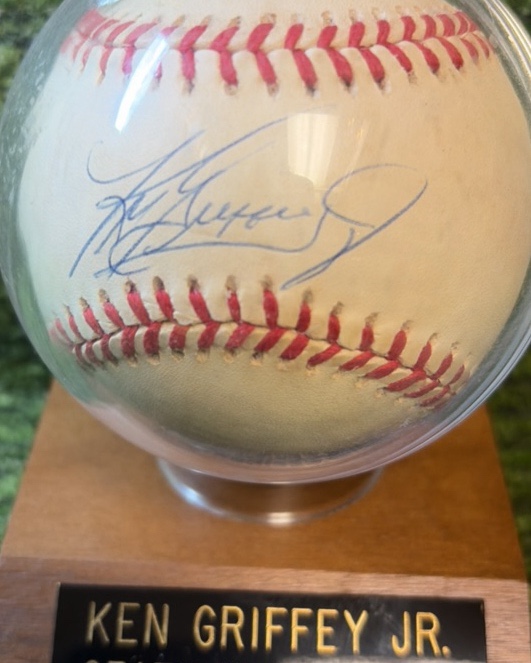 Ken Griffey Jr Autographed Baseball in Holder~ Seattle Mariners MLB~ NICE AUTO !!