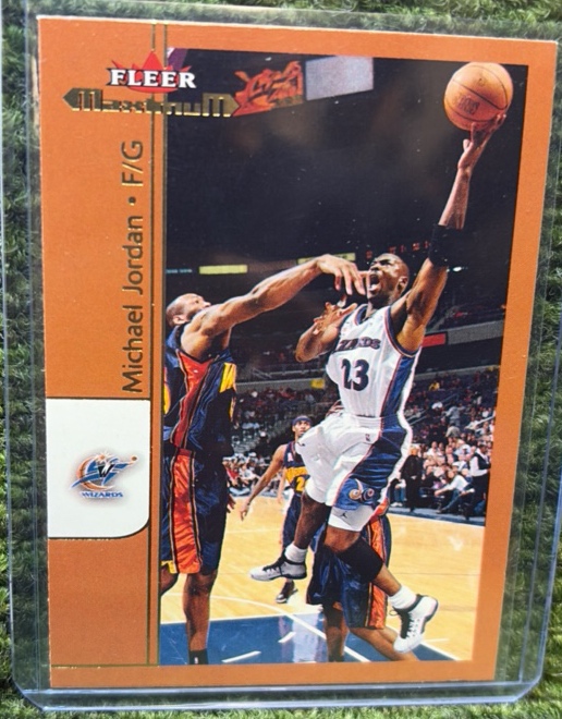 Fleer 2001-02 Maximum Base Set Michael Jordan #165 Washington Wizards Card