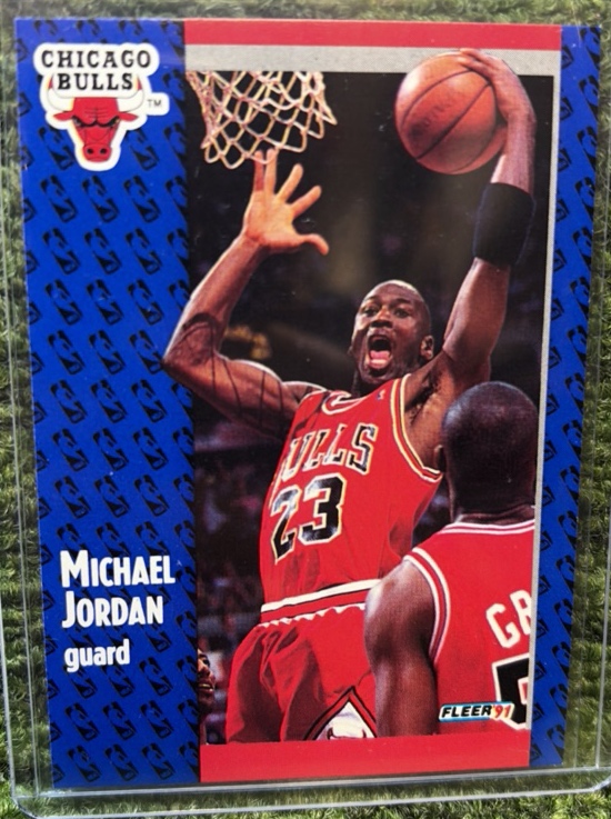 1991 Fleer Basketball Card #29 Michael Jordan Chicago Bulls