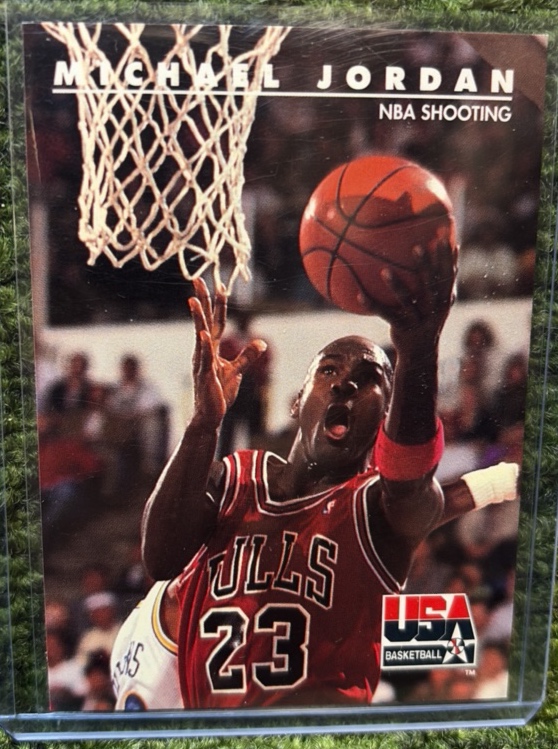 1992 SkyBox USA Basketball Michael Jordan NBA Shooting #44 - Chicago Bulls