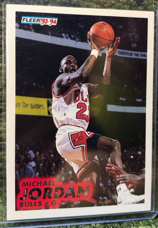 1993-94 Fleer Basketball #28 Michael Jordan Chicago Bulls Guard