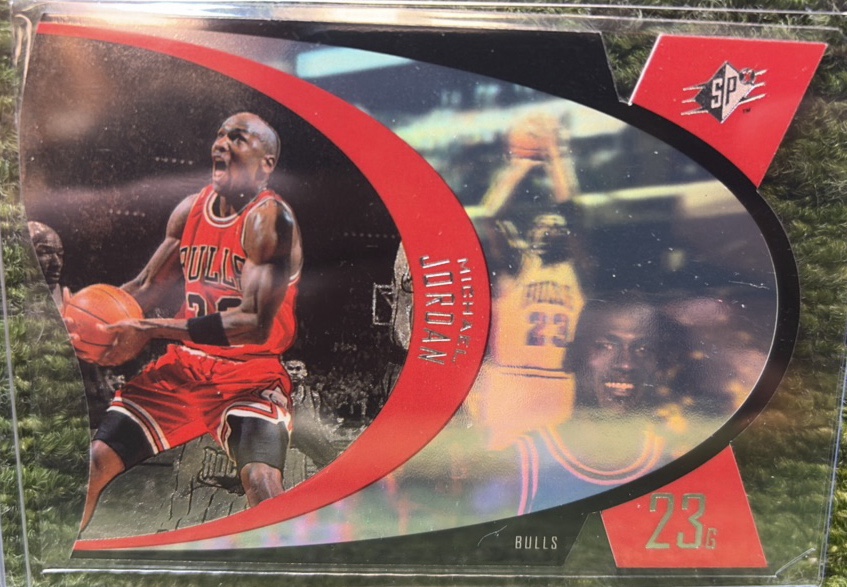 1996-97 Upper Deck SPx #SPX5 Michael Jordan Chicago Bulls Die-Cut Hologram