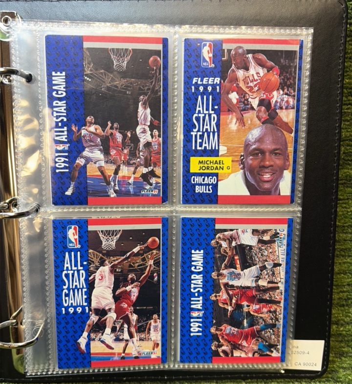24 MICHAEL JORDAN CARD LOT All Jordans in Nice Topps Binder