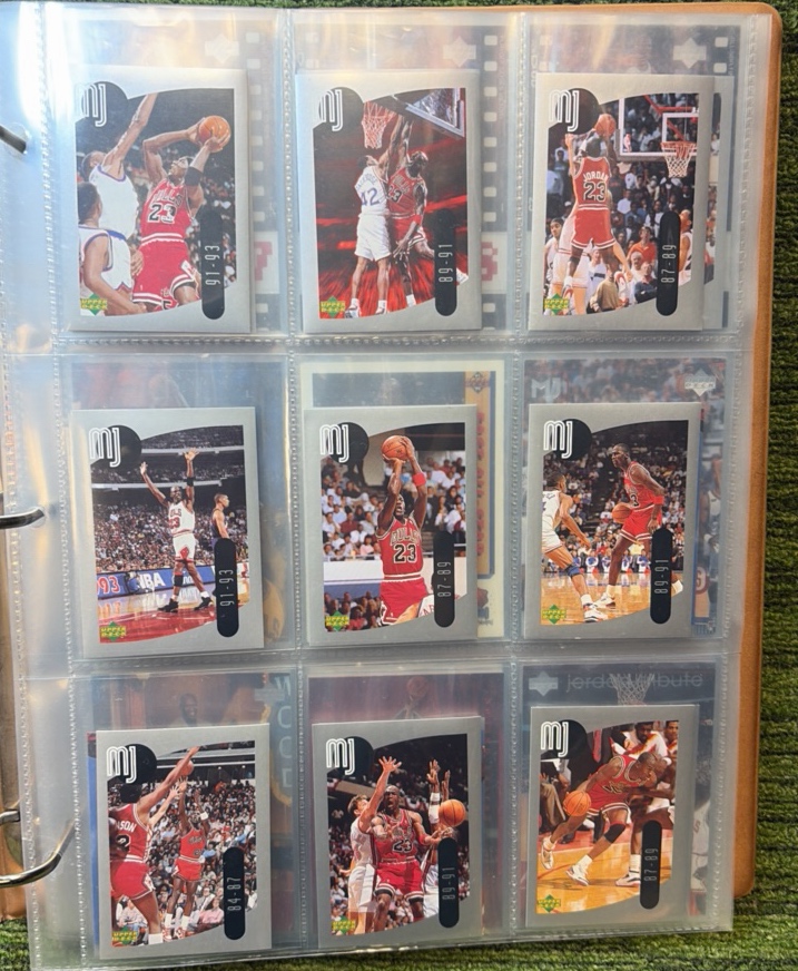 HUGE JORDAN BOOK  135 JORDANS