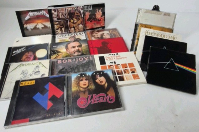 CD Music Lot Metallica Bon Jovi Heart Fleetwood Mac Pink Floyd Rock Albums