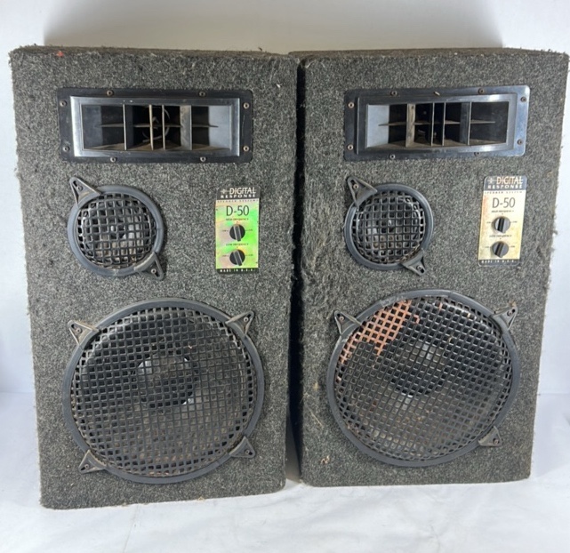 Pair of D-50 Speaker System Bookshelf Speakers High Frequency Control