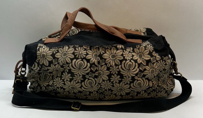 Mossimo Supply Co Floral Duffel Bag Black Tan Canvas Weekender Shoulder Strap