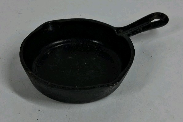 Mini Cast Iron Skillet Small Frying Pan Kitchen Cookware