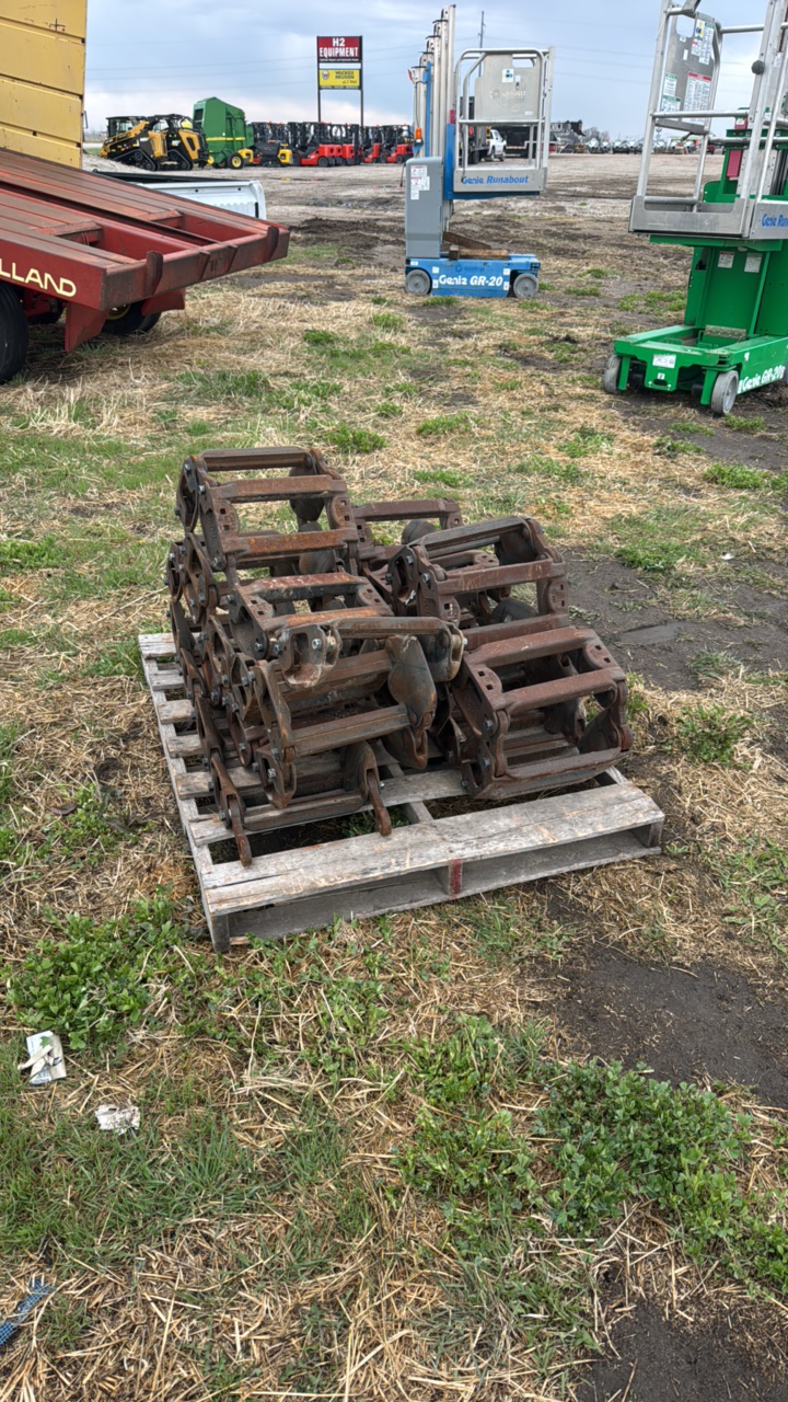 2024 Grouser Steel Bar Tracks