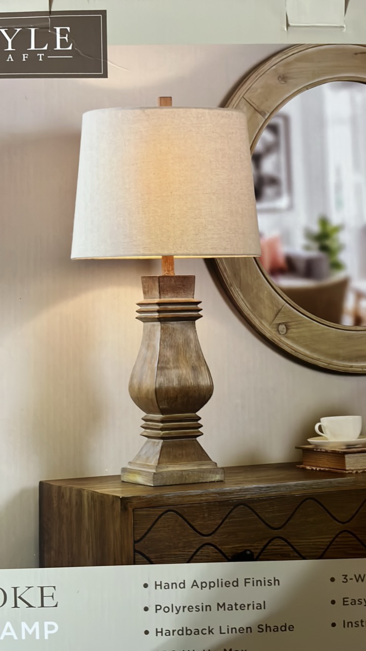 Roanoke Table Lamp  100 Watts Max  3 way switch  base cracked needs epoxy 30.25H x 15W x 15D