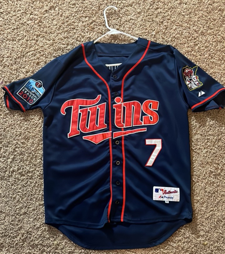 Minnesota Twins Joe Mauer Jersey  Size 50 Adult