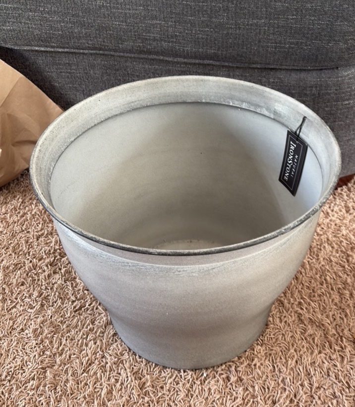 Natural IronStone GardenFlower Pot 14-Inches Wide 3.6 Gallon Gray Color
