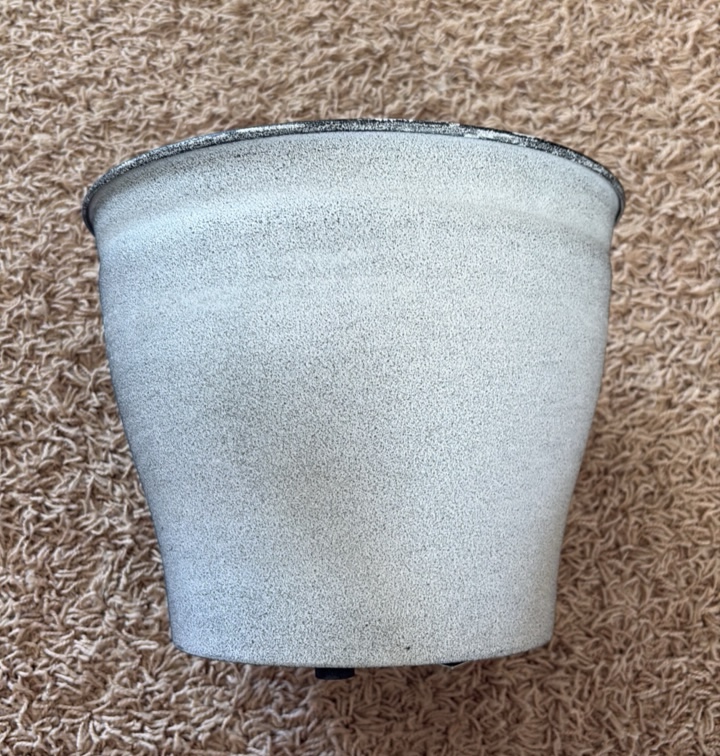 Natural IronStone GardenFlower Pot, 1.99 Gallon Size 10 Inches Wide Gray Color