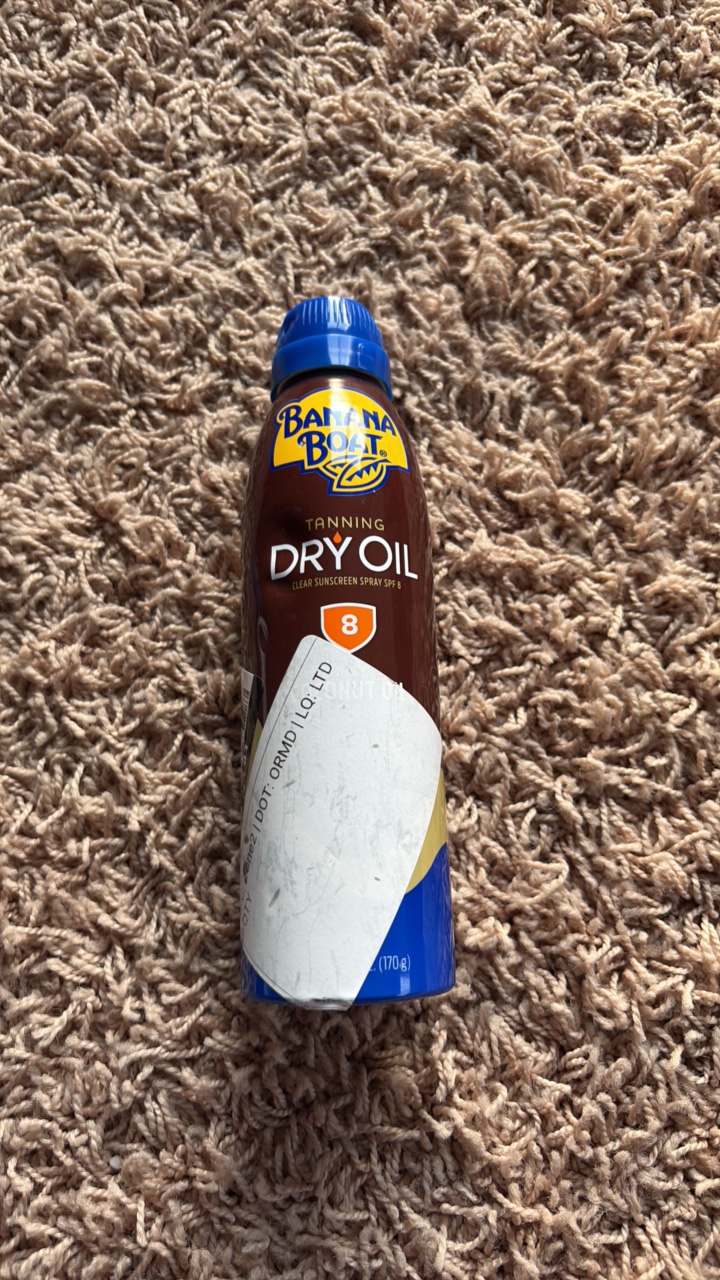 Banana Boat Brand Dry Tanning Oil Spray Can 8 SPF With Coconut Oil Lightweight and Not Greasy 6 Ounce Spray Can DOESNT EXPIRE UNTIL 2028