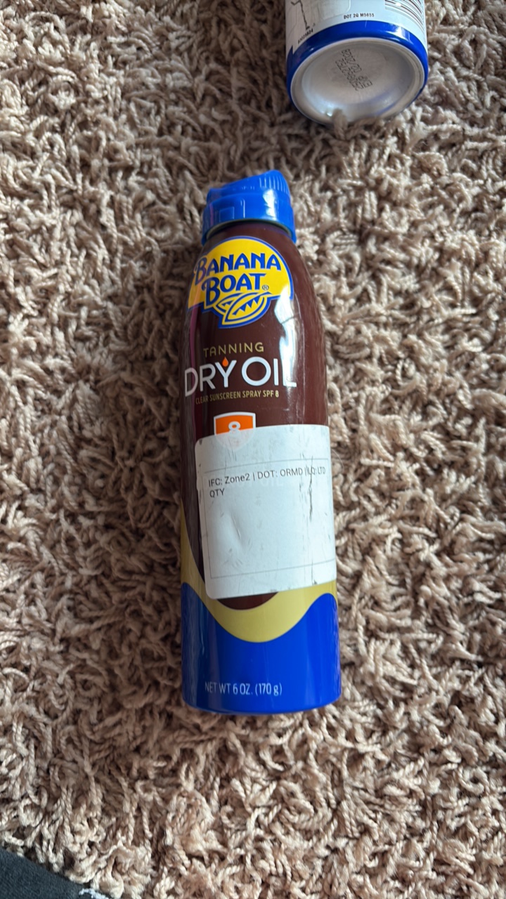 Banana Boat Brand Dry Tanning Oil Spray Can 8 SPF With Coconut Oil Lightweight and Not Greasy 6 Ounce Spray Can DOESNT EXPIRE UNTIL 2028