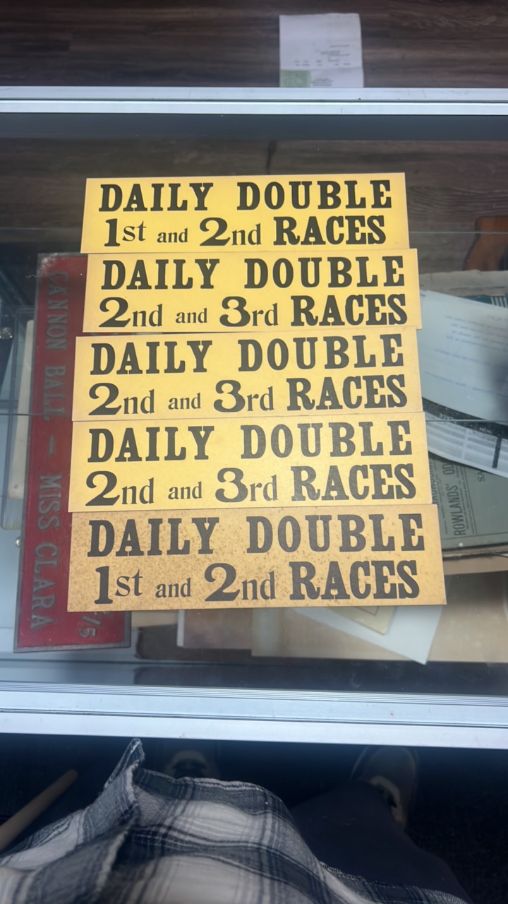 horse racing daily double signage