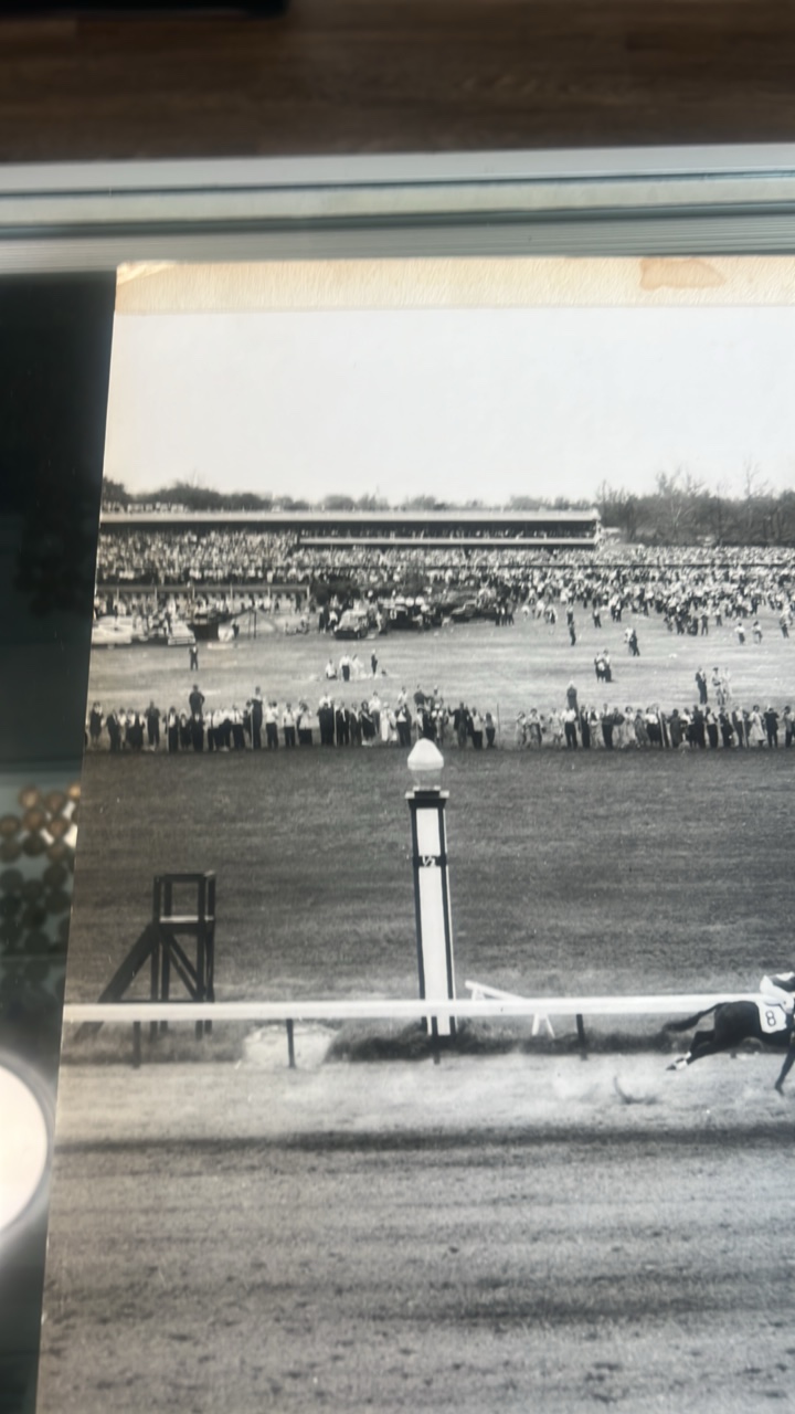 large 1950s horse racing photograph