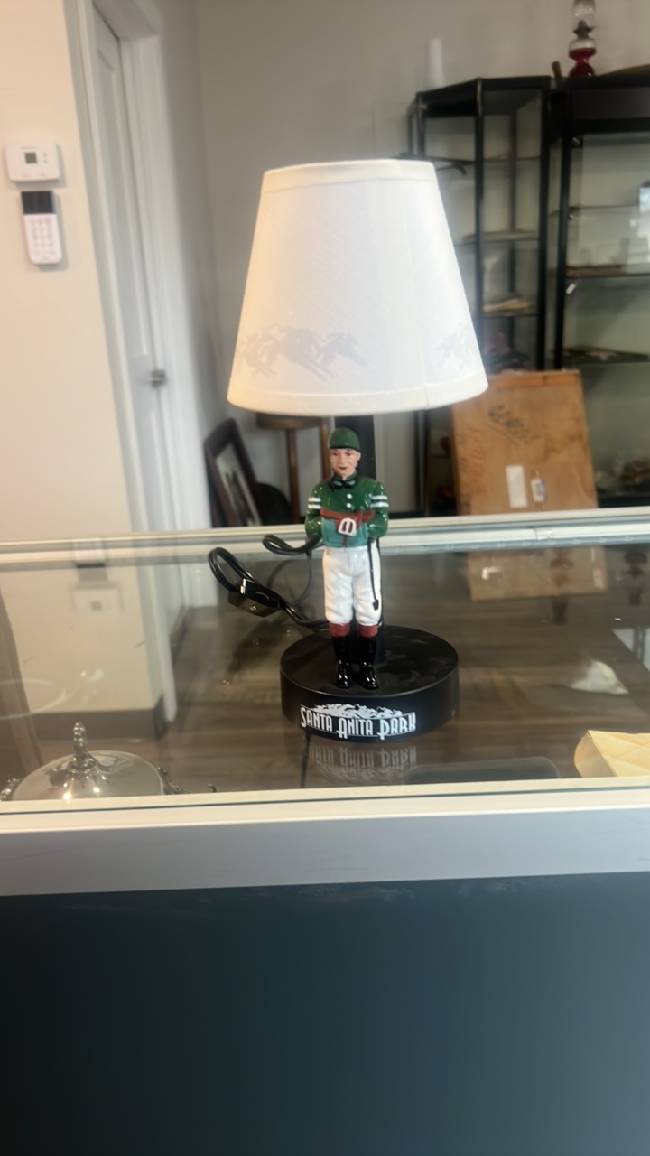 Santa Anita park souvenir lamp