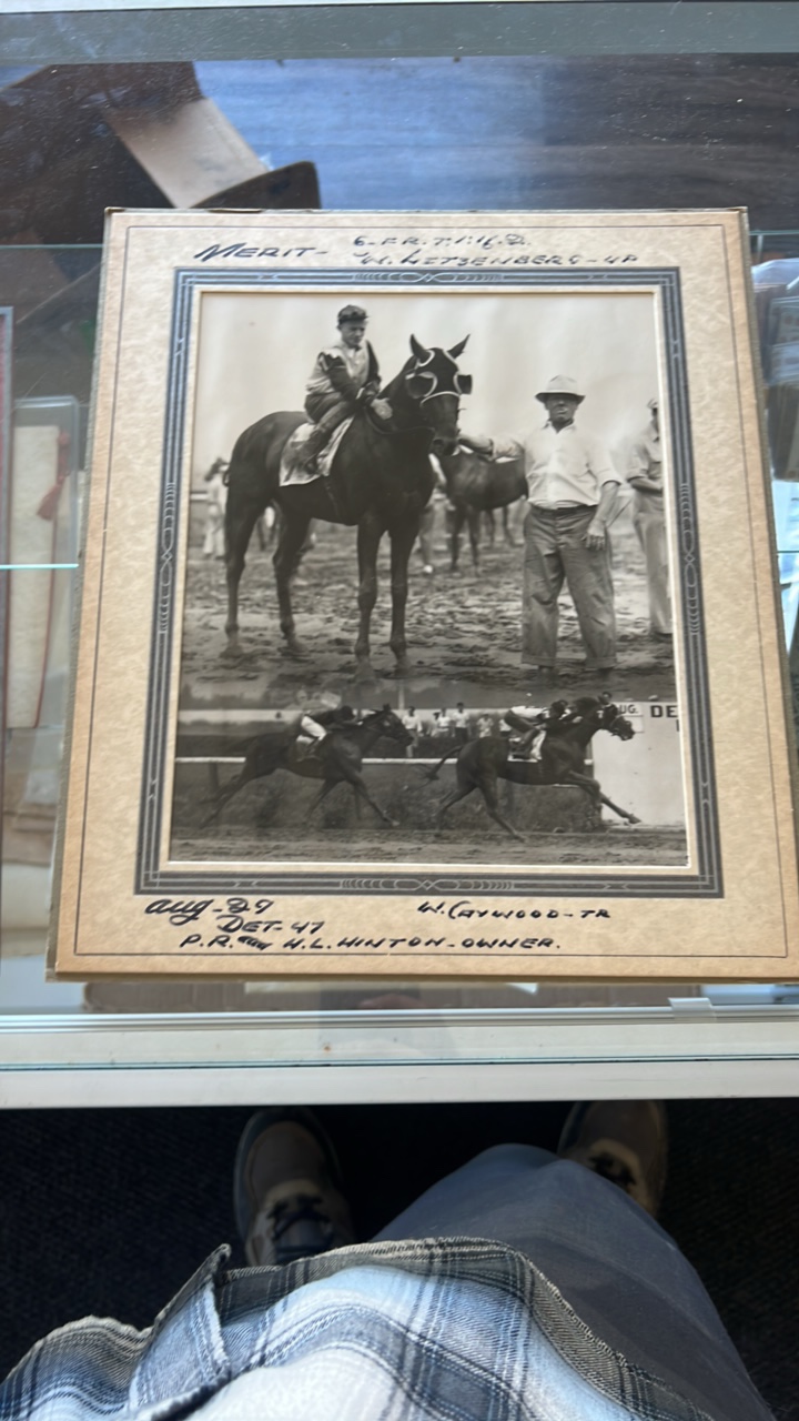 1947 merit horse racing photograph
