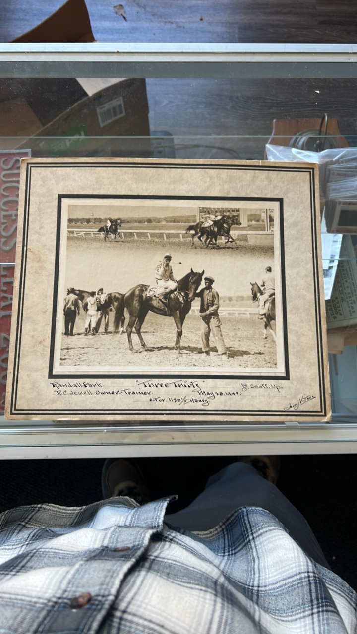 1947 three thirty horse racing photograph