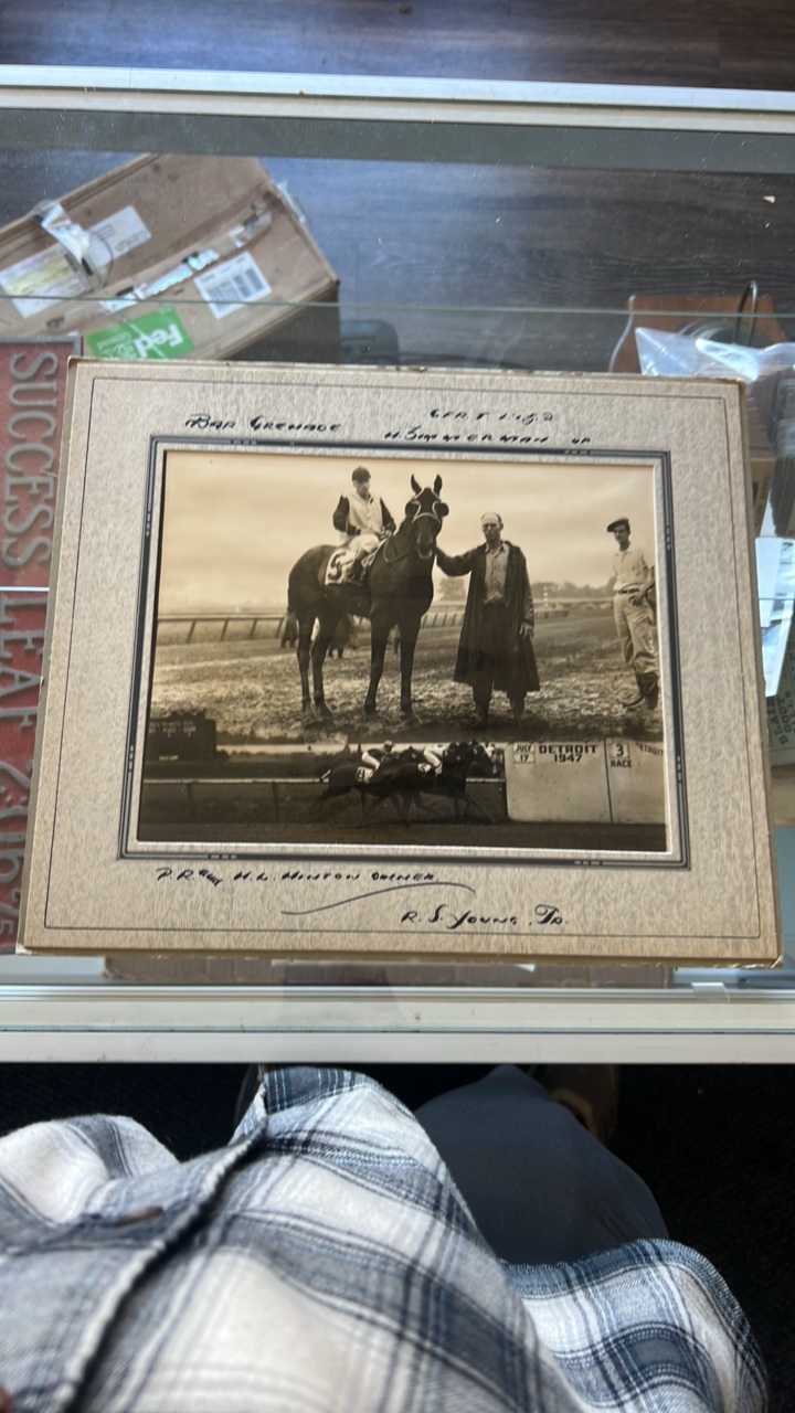 1947 bar grenade horse racing photograph