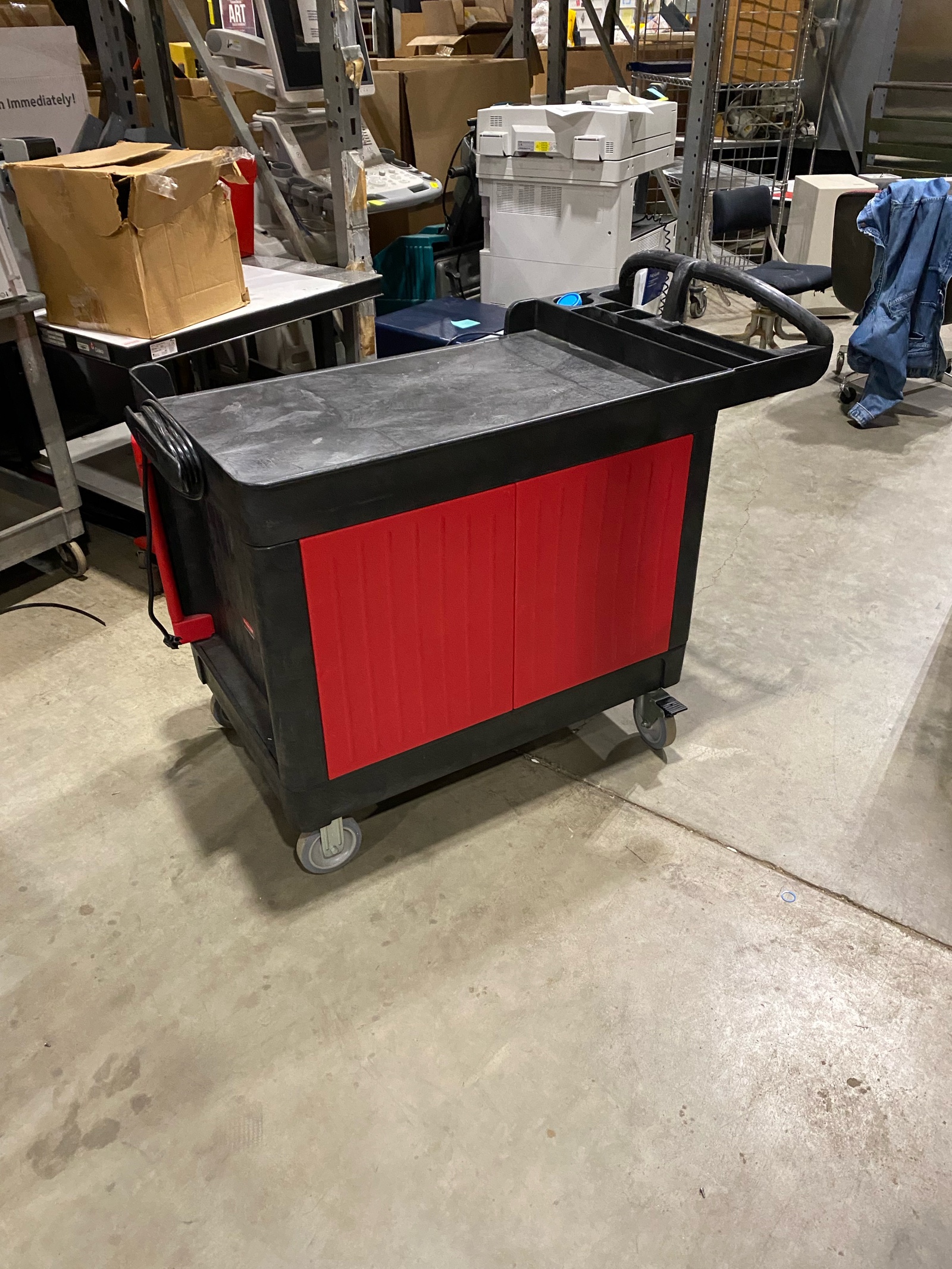 Rubbermaid Trade Master Cart (607775)
