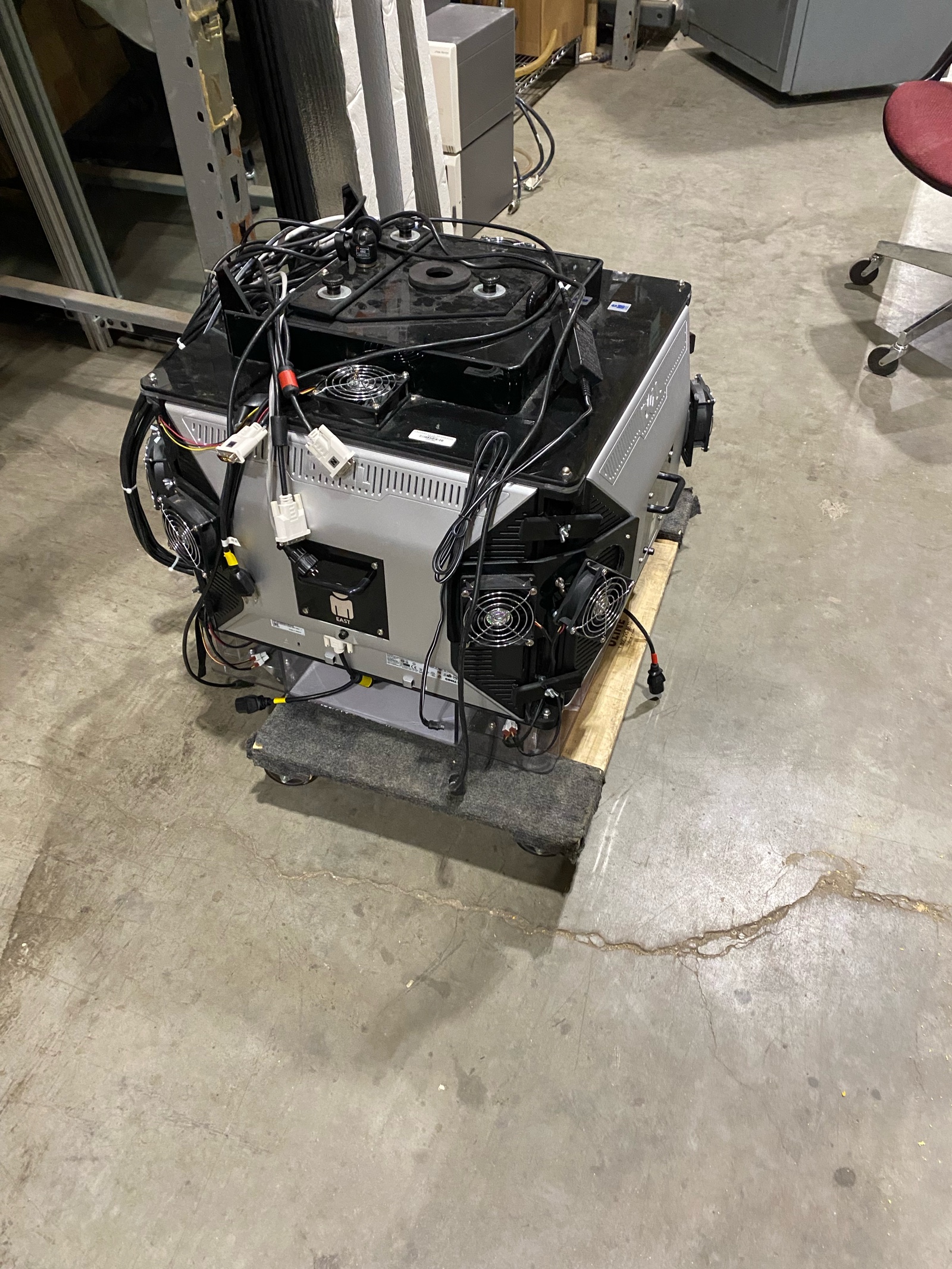 Quad-Monitor Machination (607954)