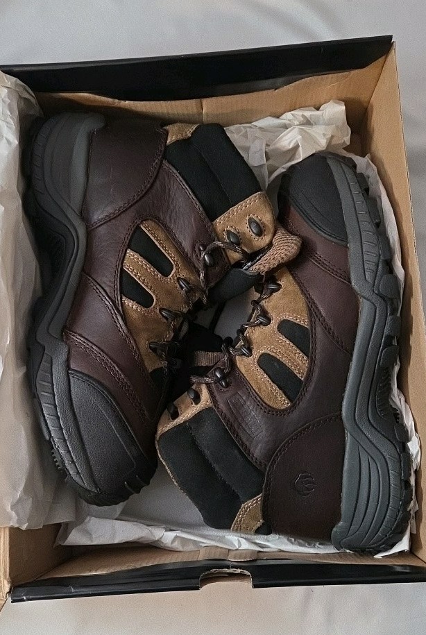 Brand New in Box - Wolverine Work Boots - Safety Toe and Metatarsal - Size 9M