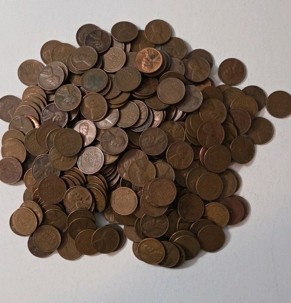 2 Pounds of Wheat Pennies - Mixed Dates